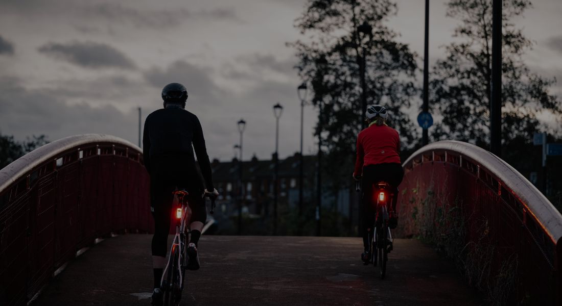 Image of two cyclists using ICON3 lights  