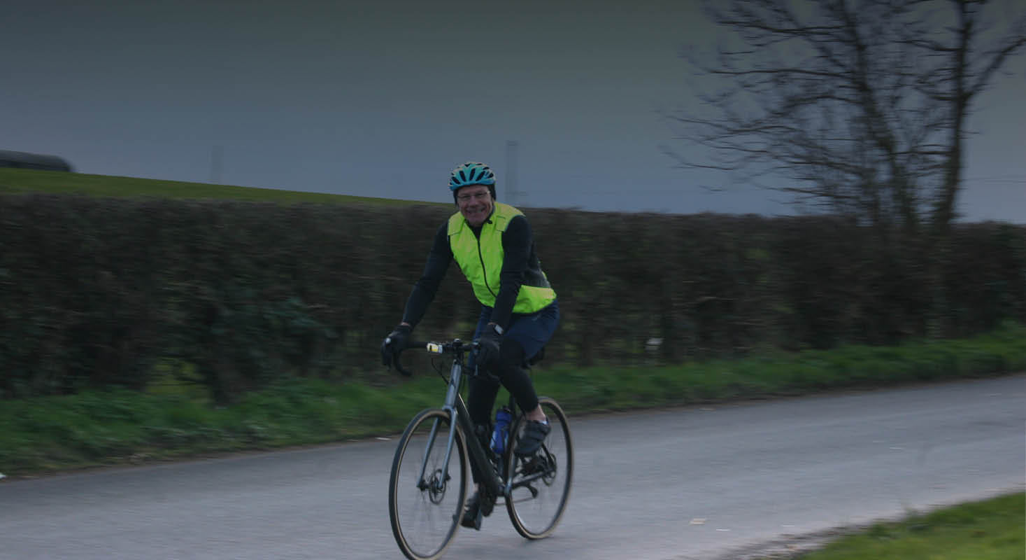 5 Ways To Stay Safe On The Bike This Winter | Guide For New Cyclists